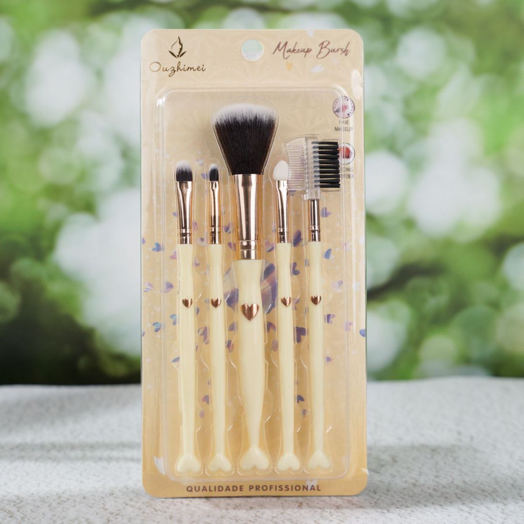 OZM941 Premium Makeup Brush – Perfect Beauty Tool for Flawless Application